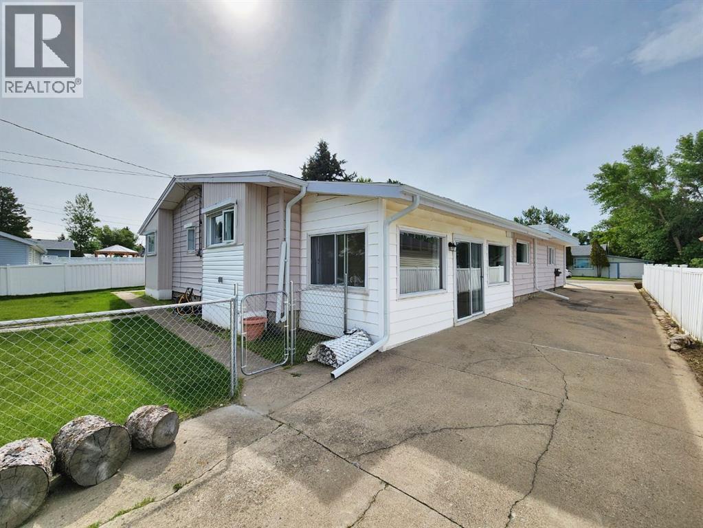 318 53rd Avenue E — photo 42