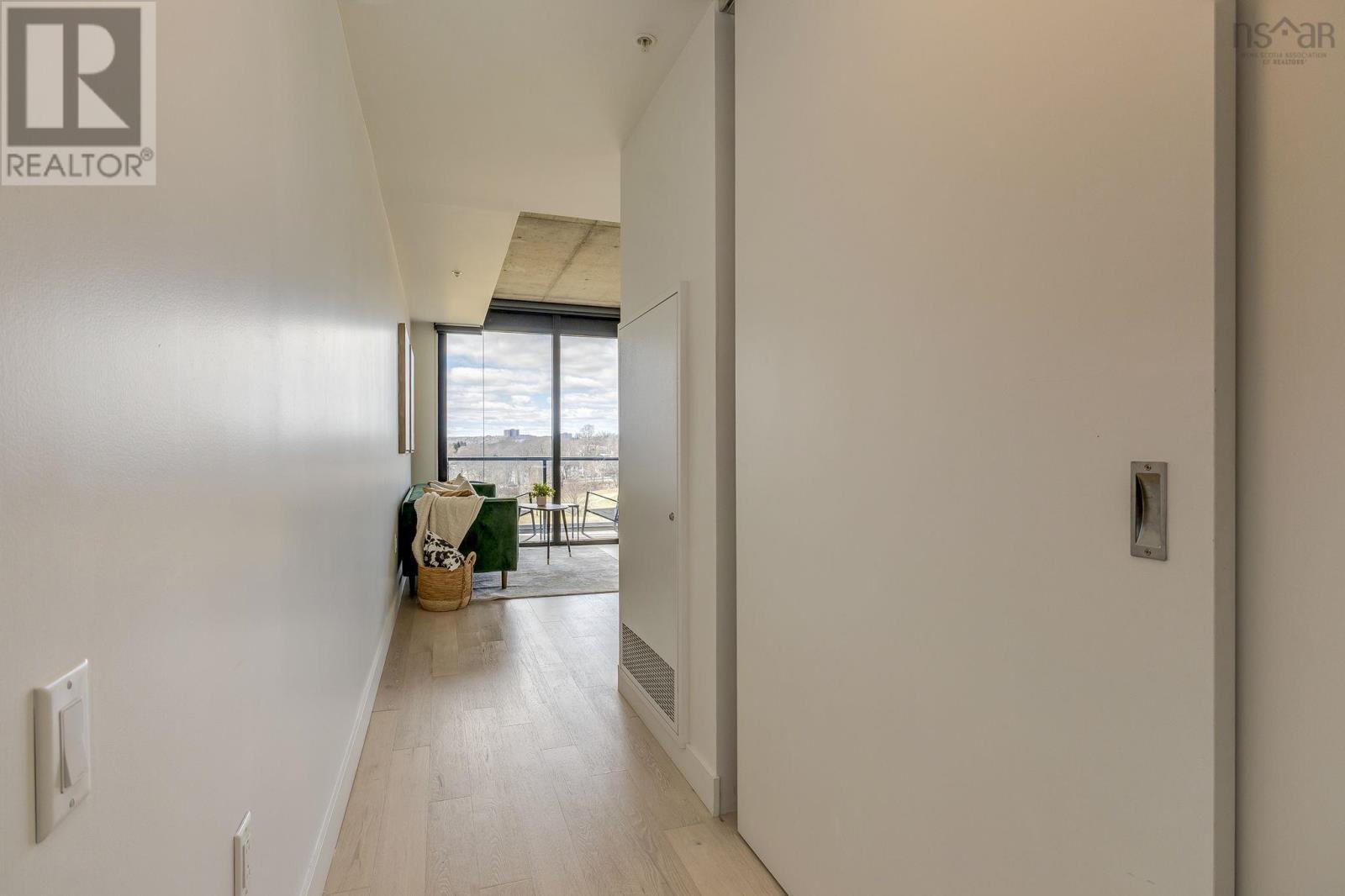 #804 1048 Wellington Street - 5