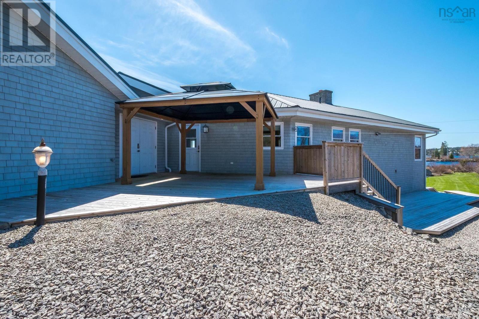 52 Captain Landers Court - 23