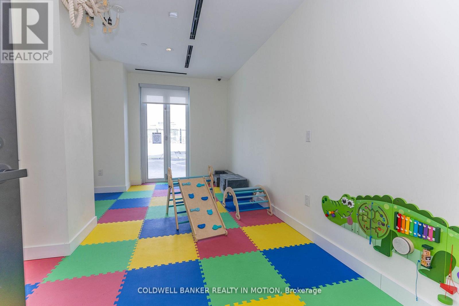 #1710 15 LOWER JARVIS STREET - 42