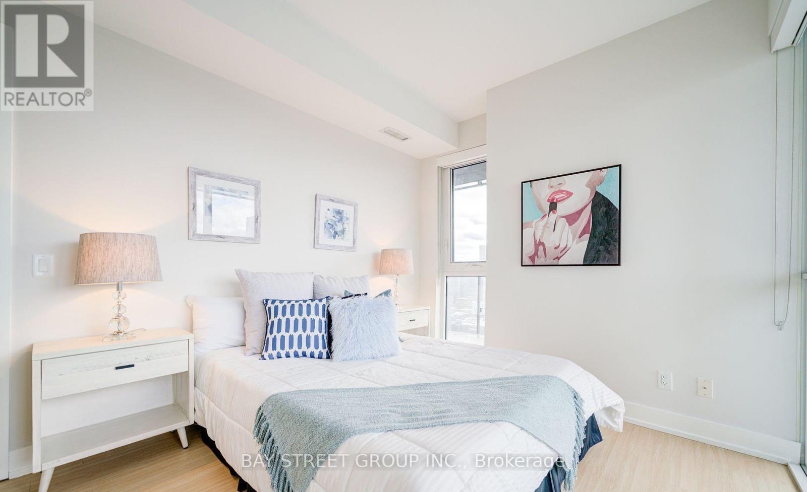 #3211 7 GRENVILLE STREET - 10