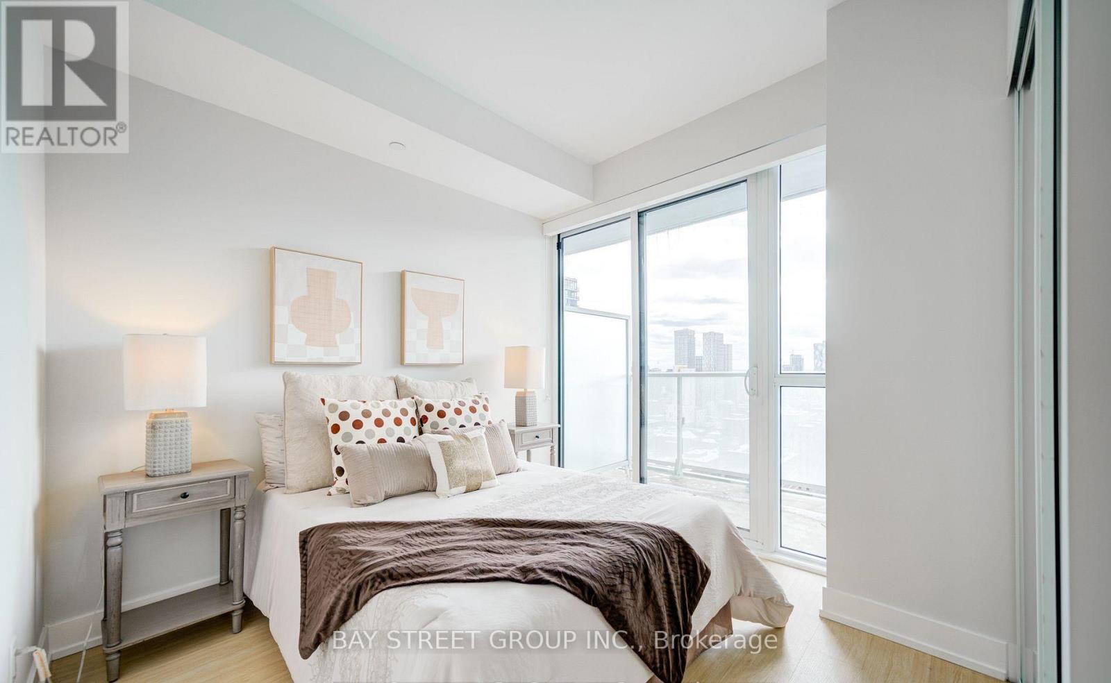 #3211 7 GRENVILLE STREET - 13
