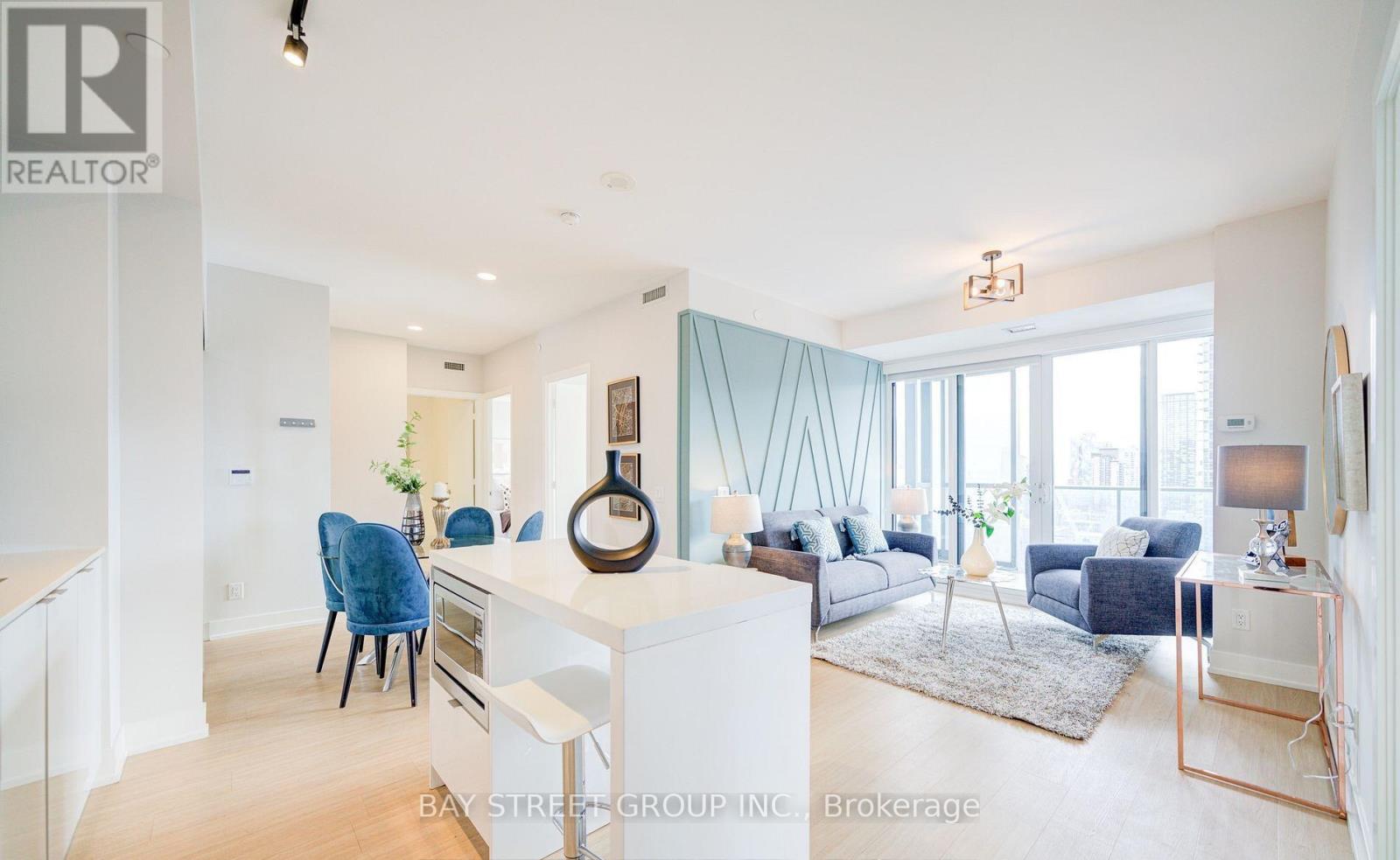 #3211 7 GRENVILLE STREET - 6