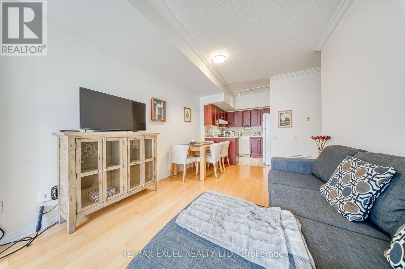 #403 115 RICHMOND STREET E - 11