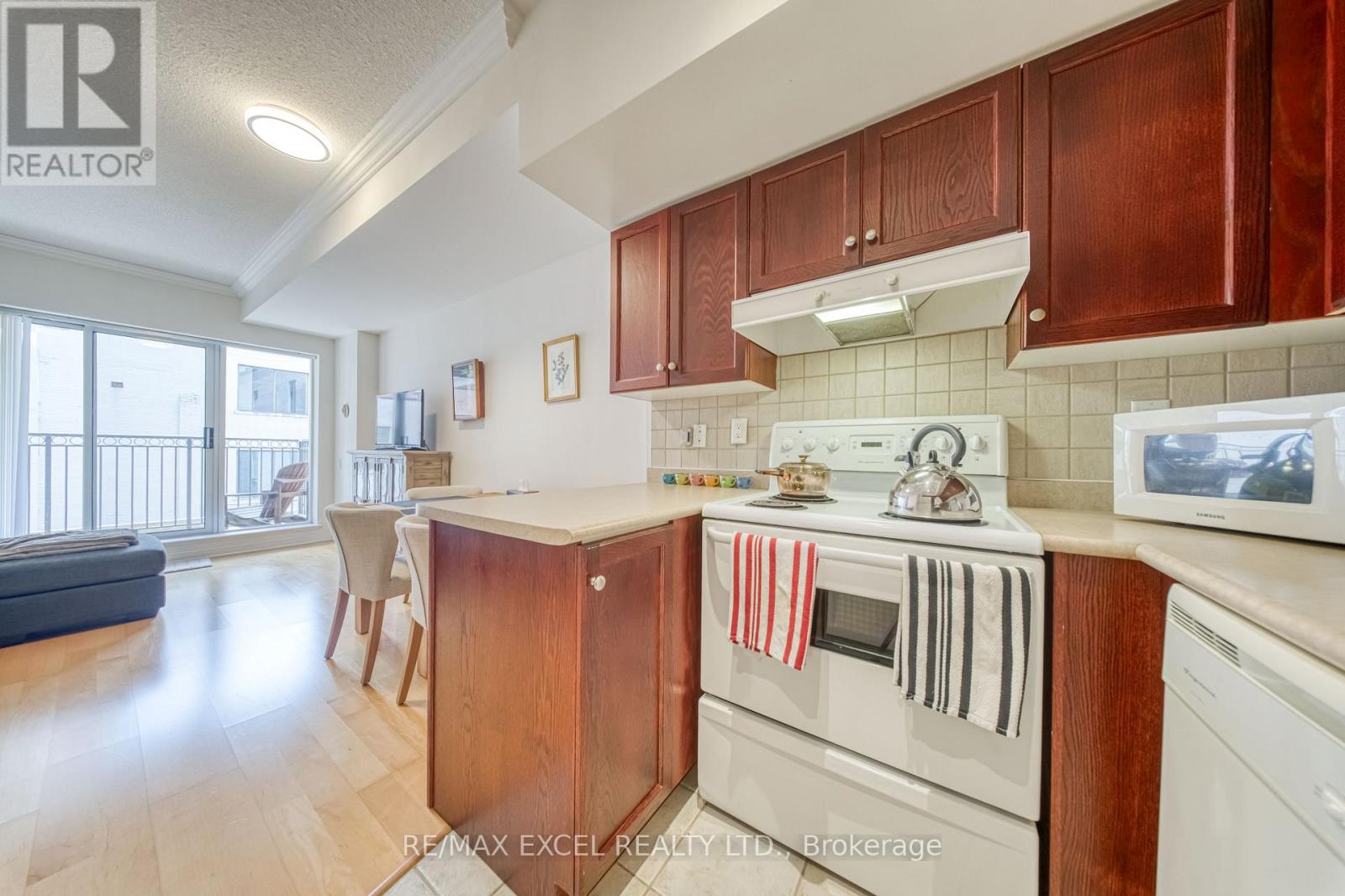 #403 115 RICHMOND STREET E - 17