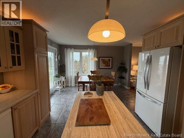 469 Chaleur Street - 7
