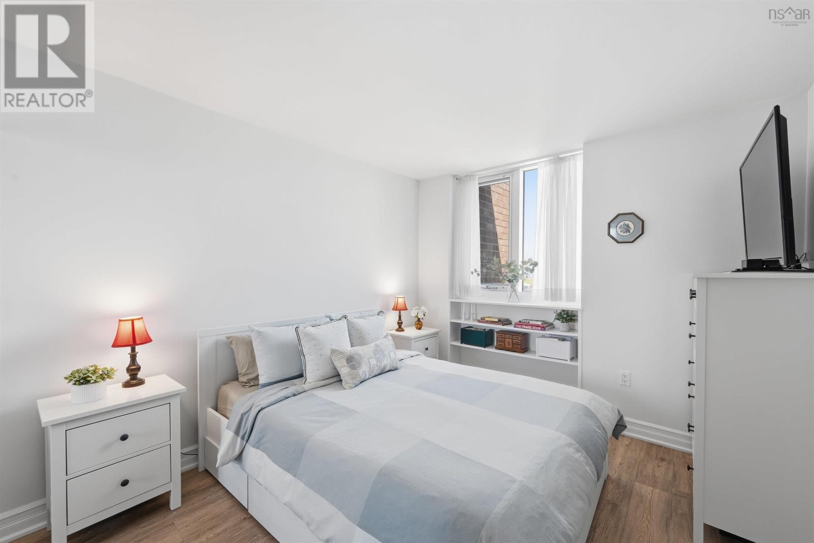#1201 5572 North Ridge Road - 19