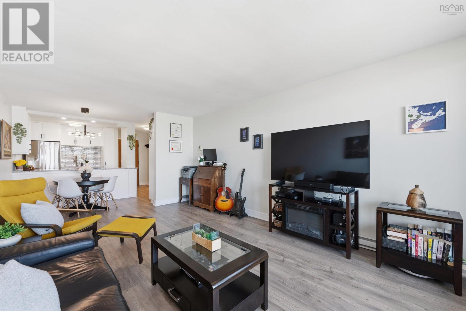 #1201 5572 North Ridge Road - 18