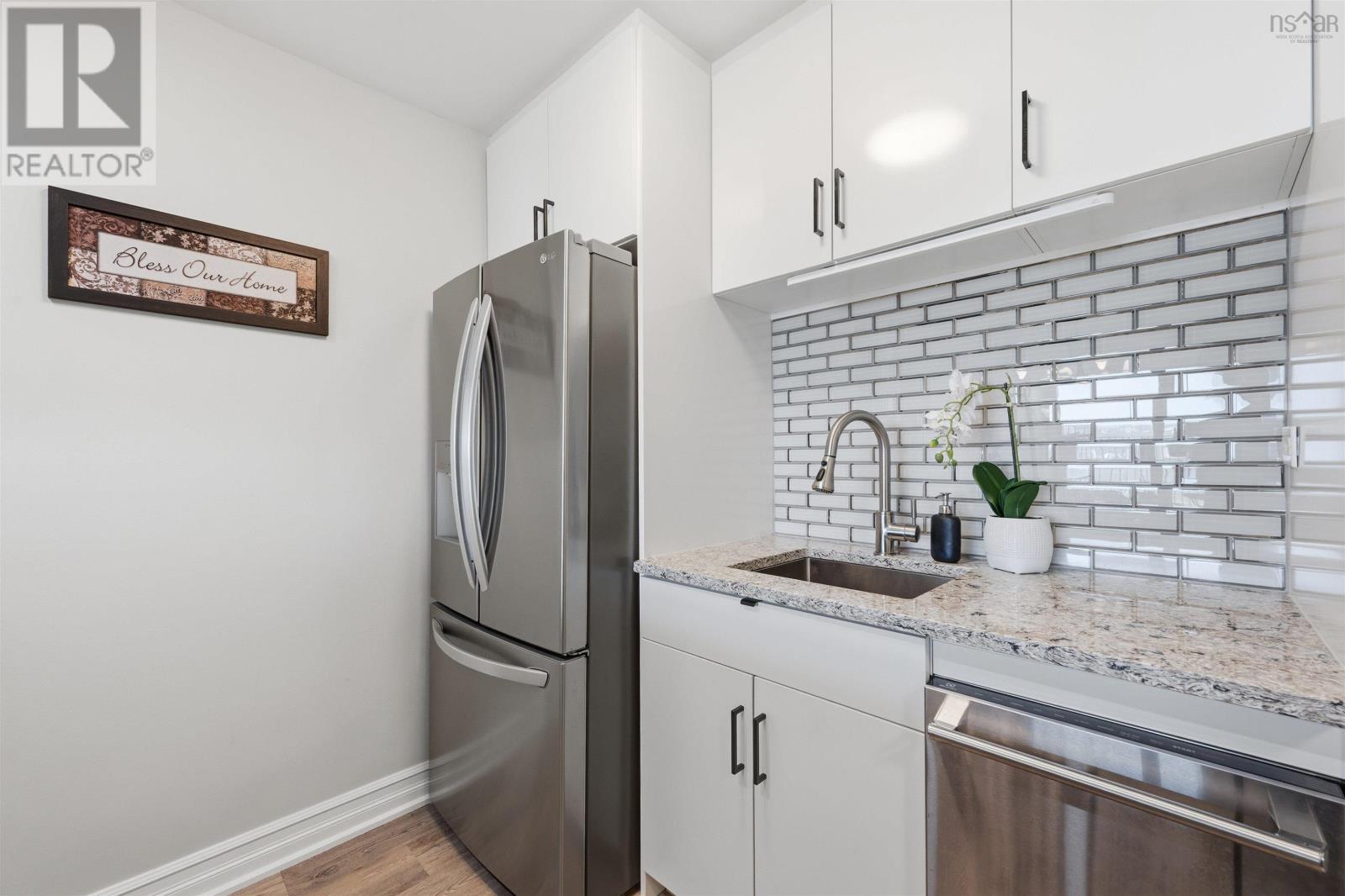 #1201 5572 North Ridge Road - 10