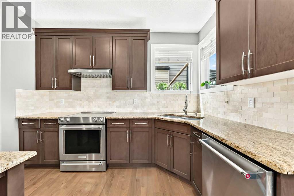 105 Westmount Green — photo 7