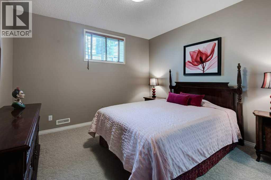 37 Wentworth Gardens SW — photo 26