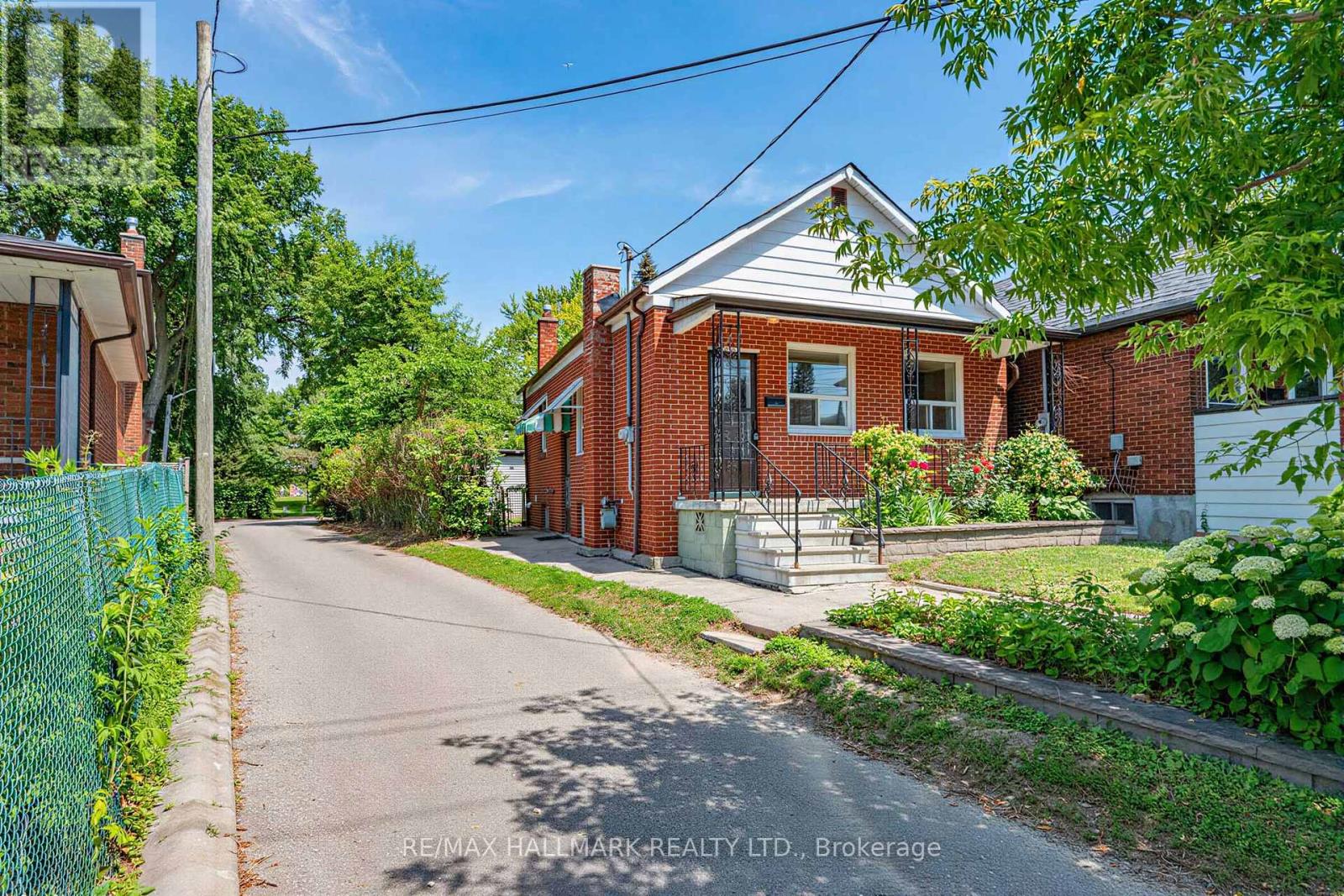 970 COSBURN AVENUE - 1
