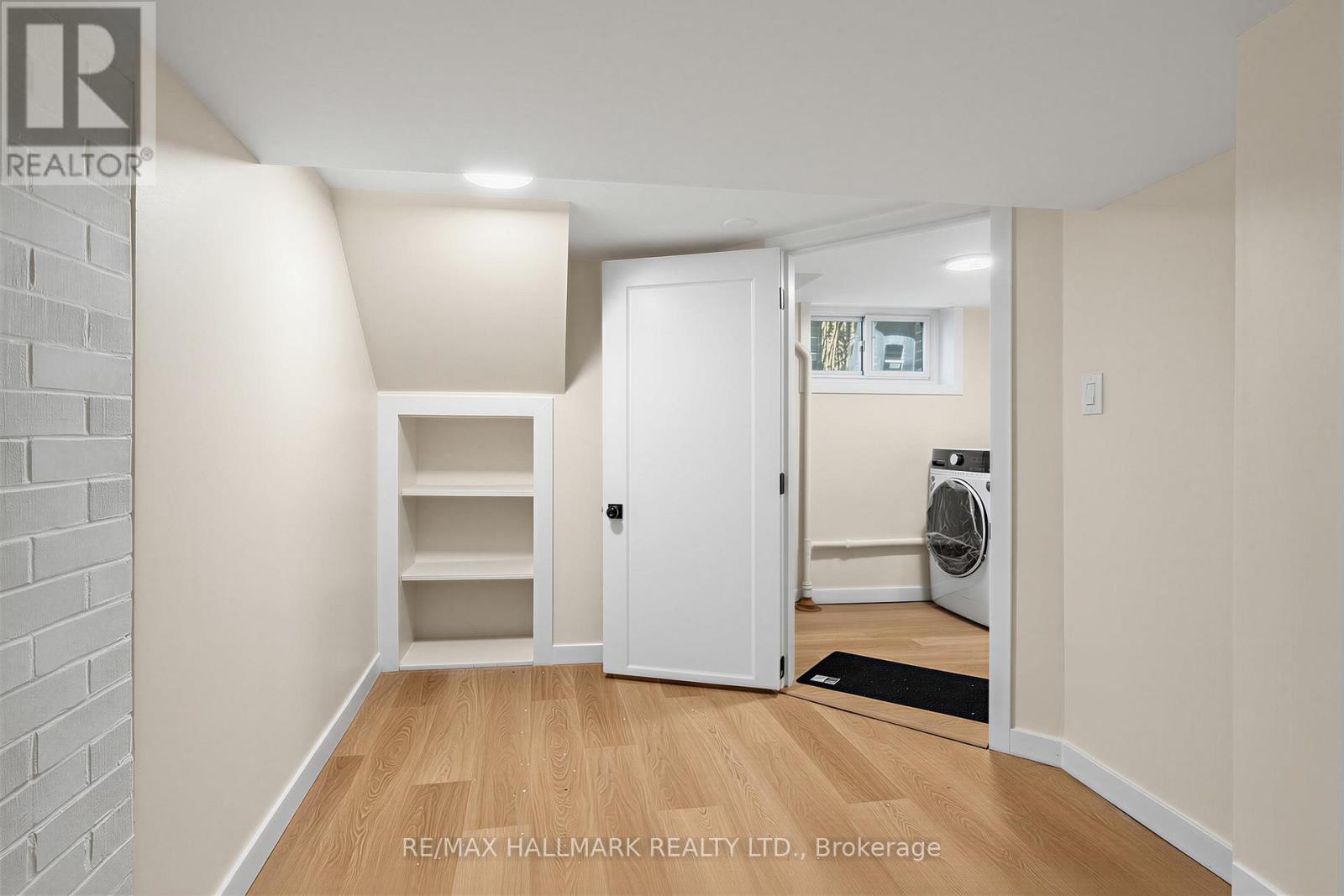 970 COSBURN AVENUE - 20