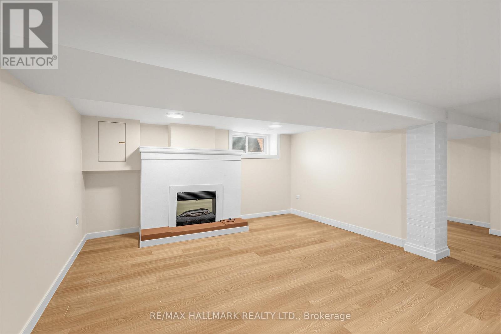 970 COSBURN AVENUE - 22