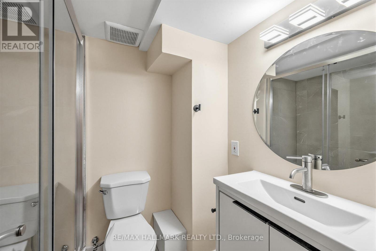 970 COSBURN AVENUE - 28