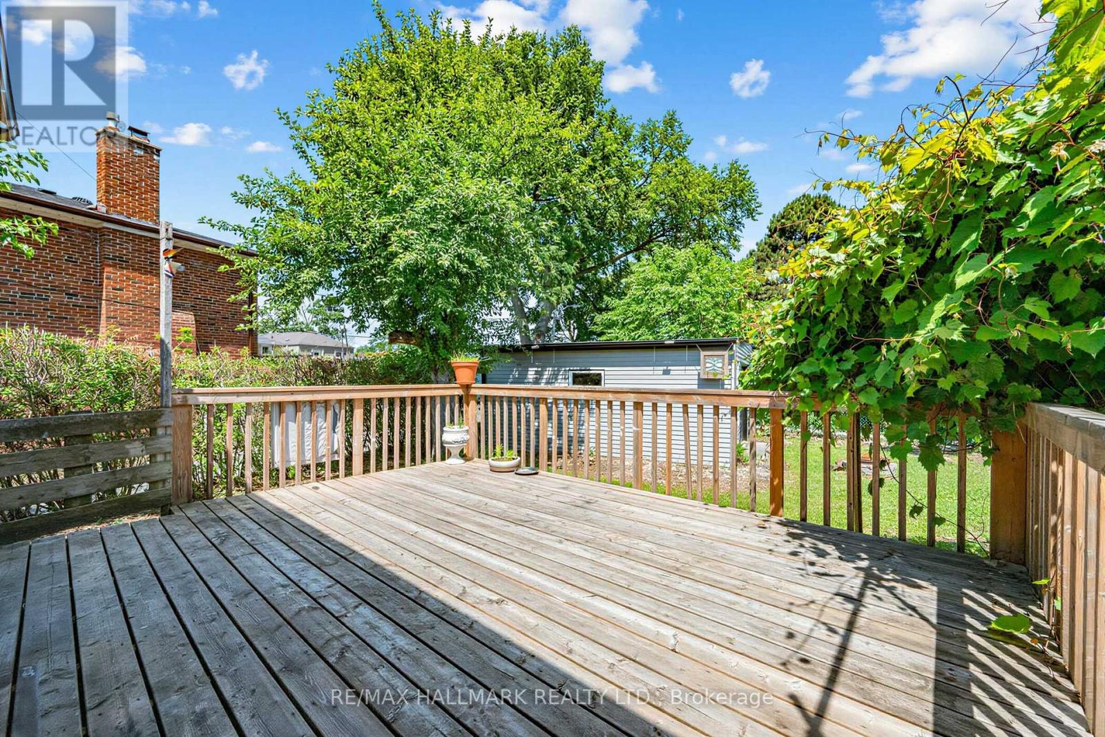 970 COSBURN AVENUE - 30