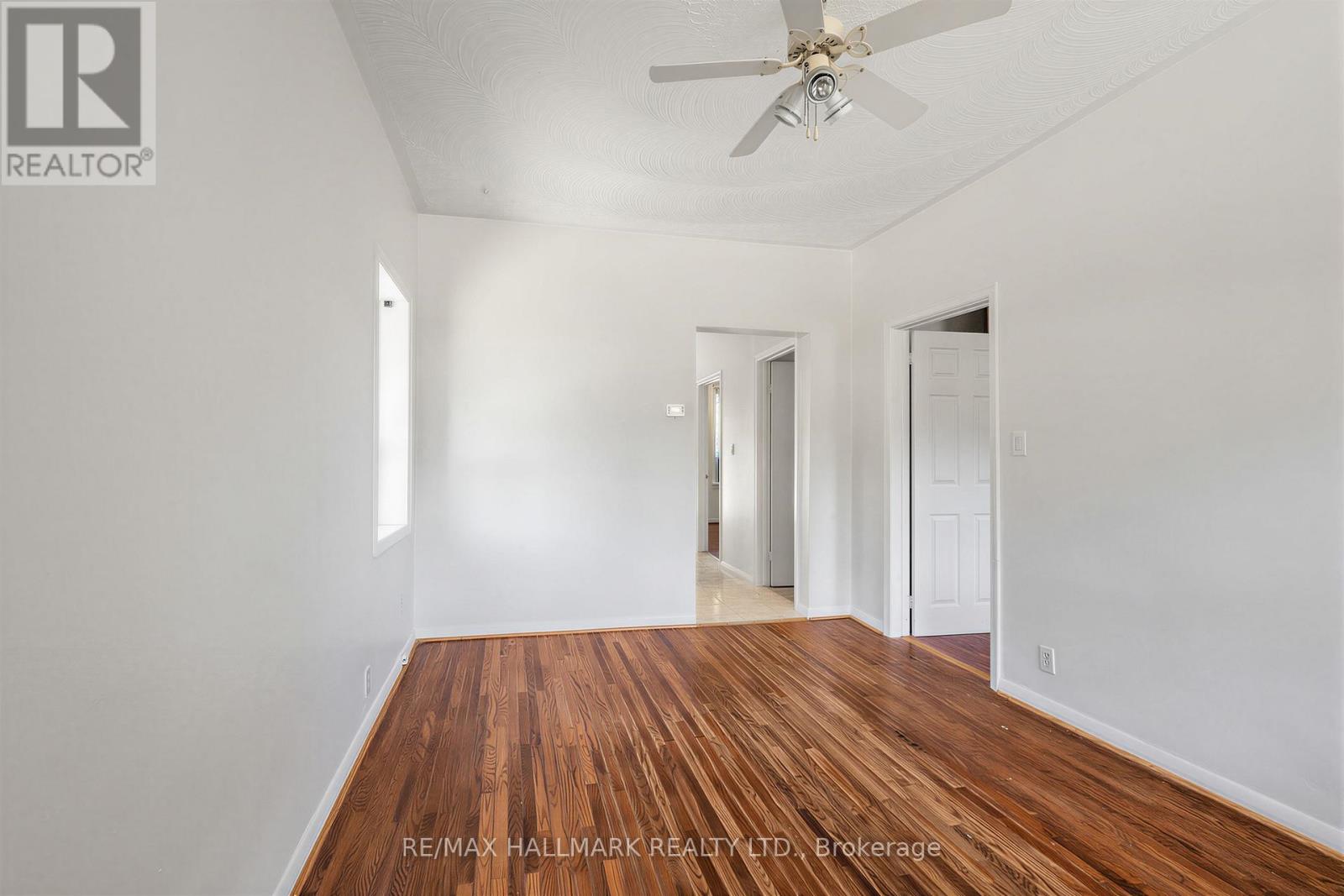 970 COSBURN AVENUE - 5