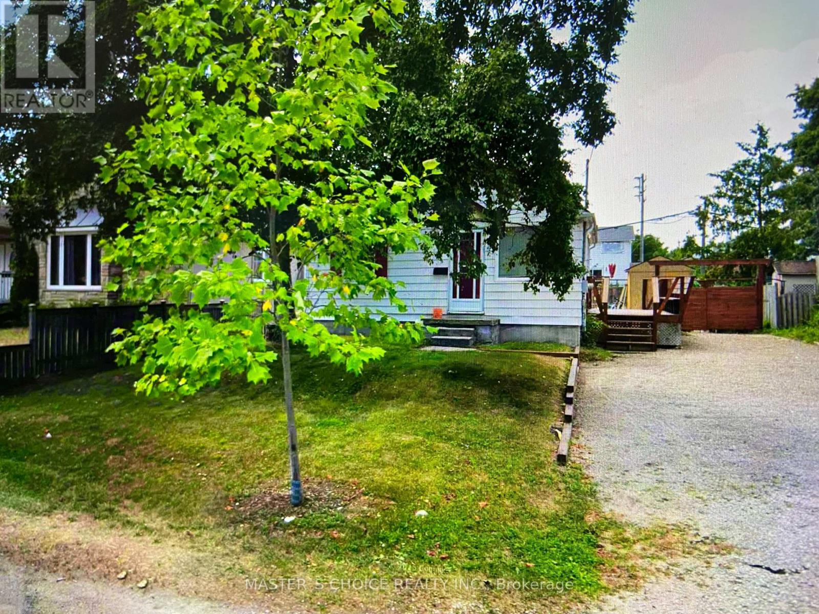 32 AMIENS ROAD - 1