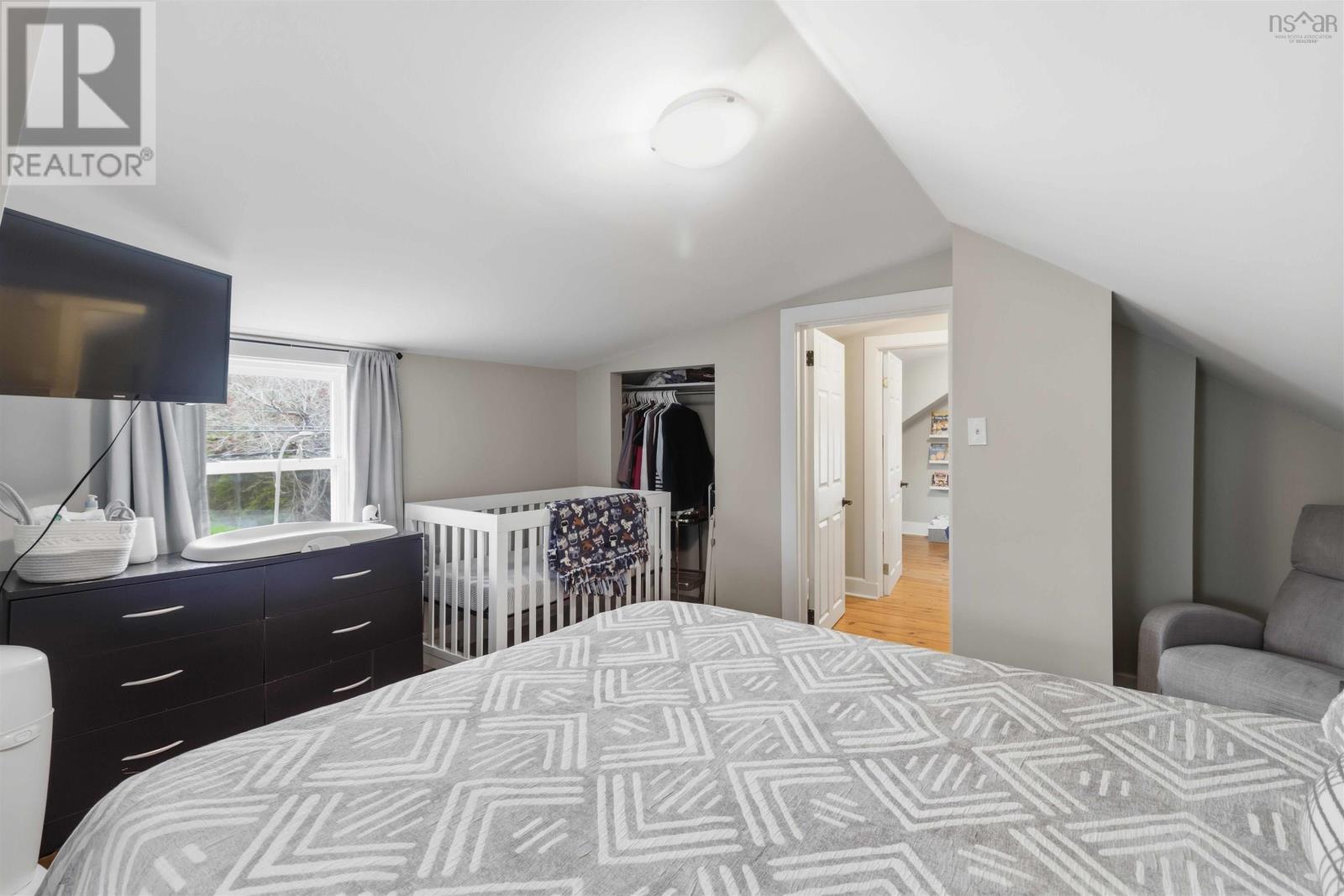 1691 St. Margaret's Bay Road - 18