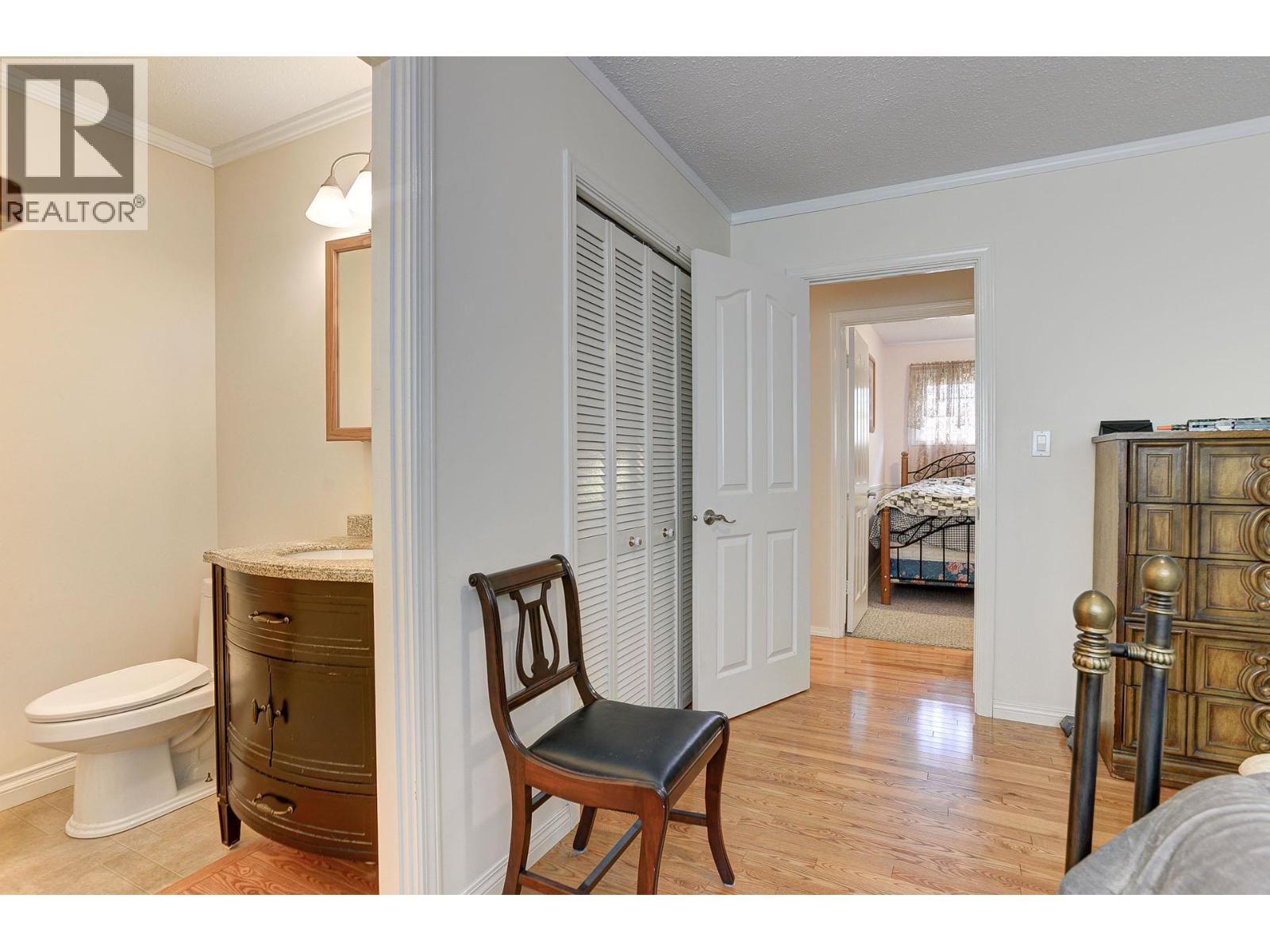 660 VALDES Drive - 13