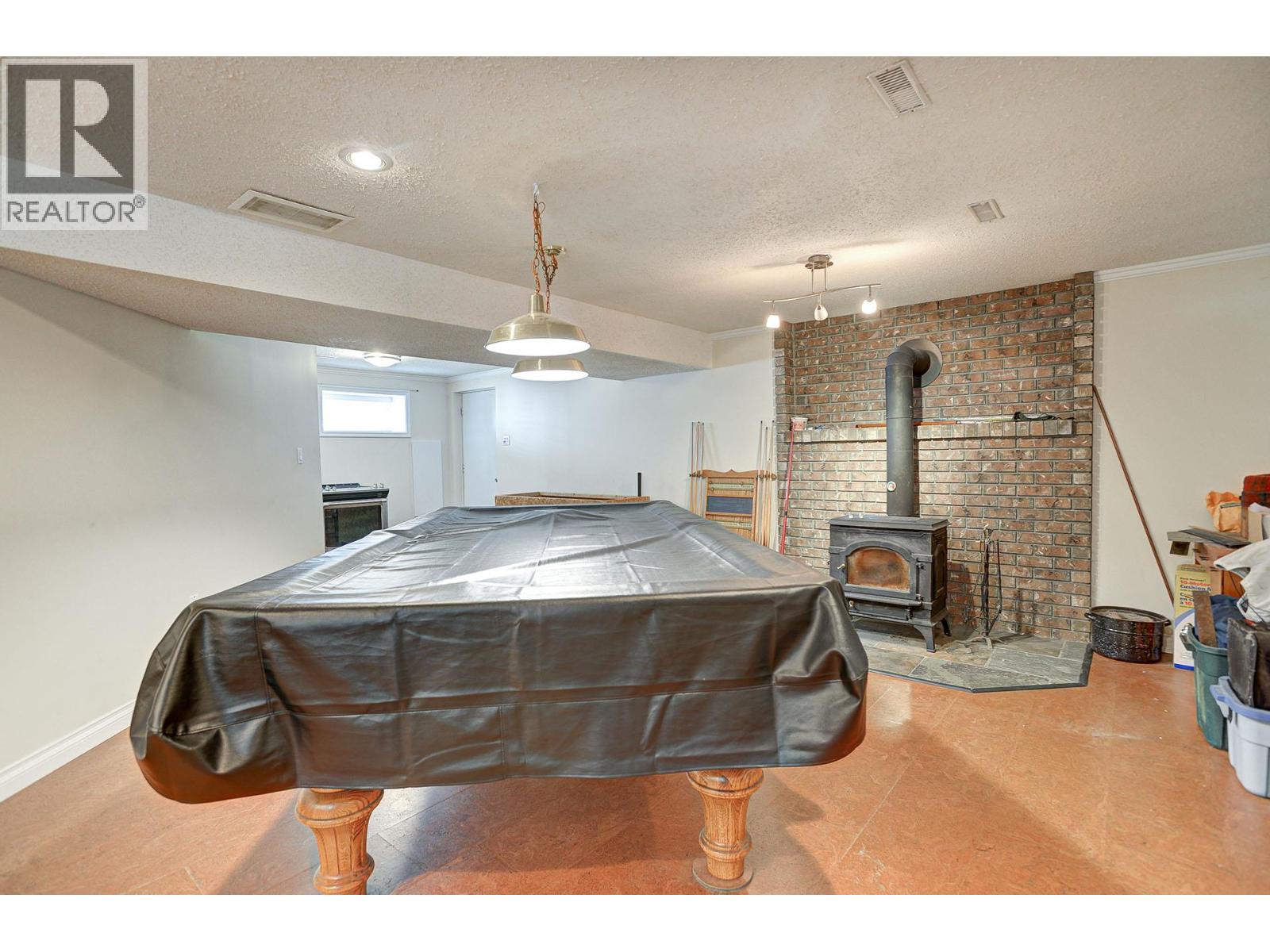 660 VALDES Drive - 21