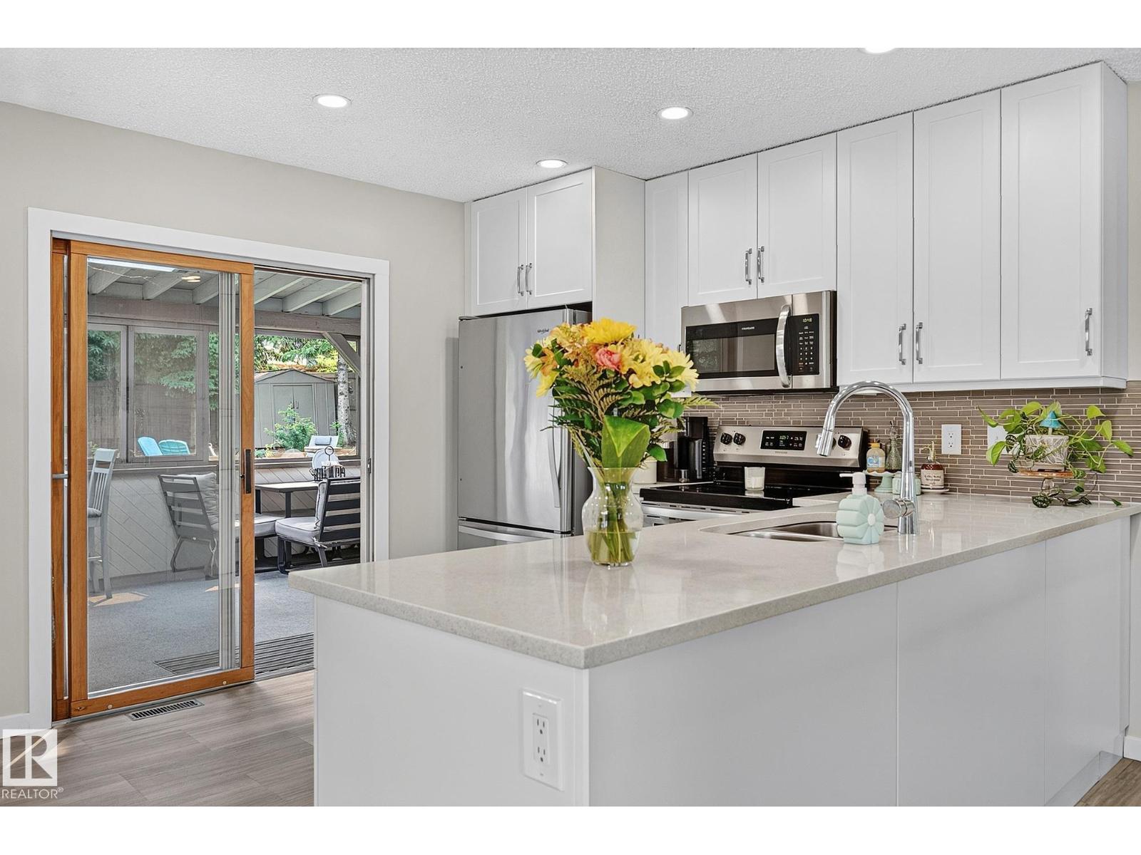 20 GARLAND CR — photo 11