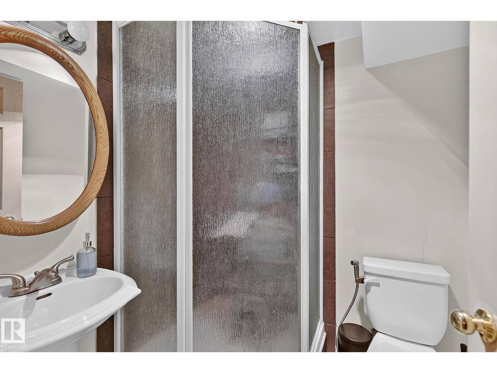 20 GARLAND CR — photo 33