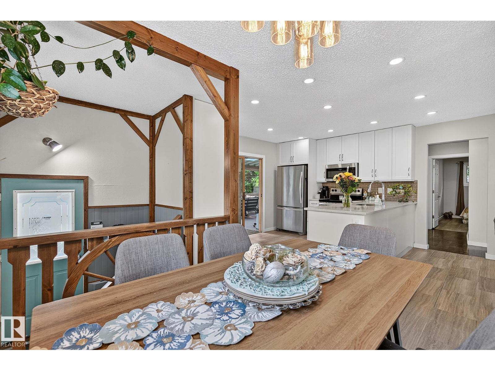 20 GARLAND CR — photo 9