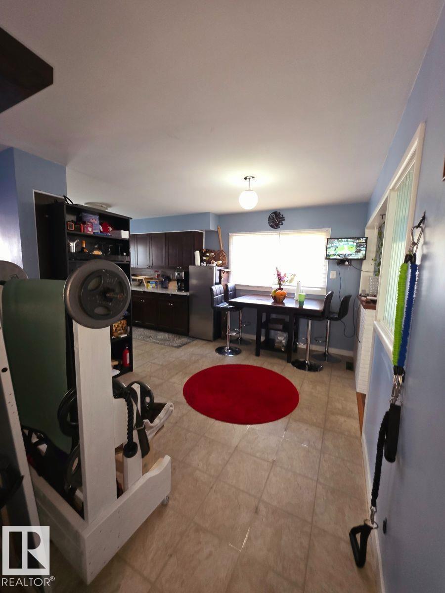 10404 116 AV NW - 17