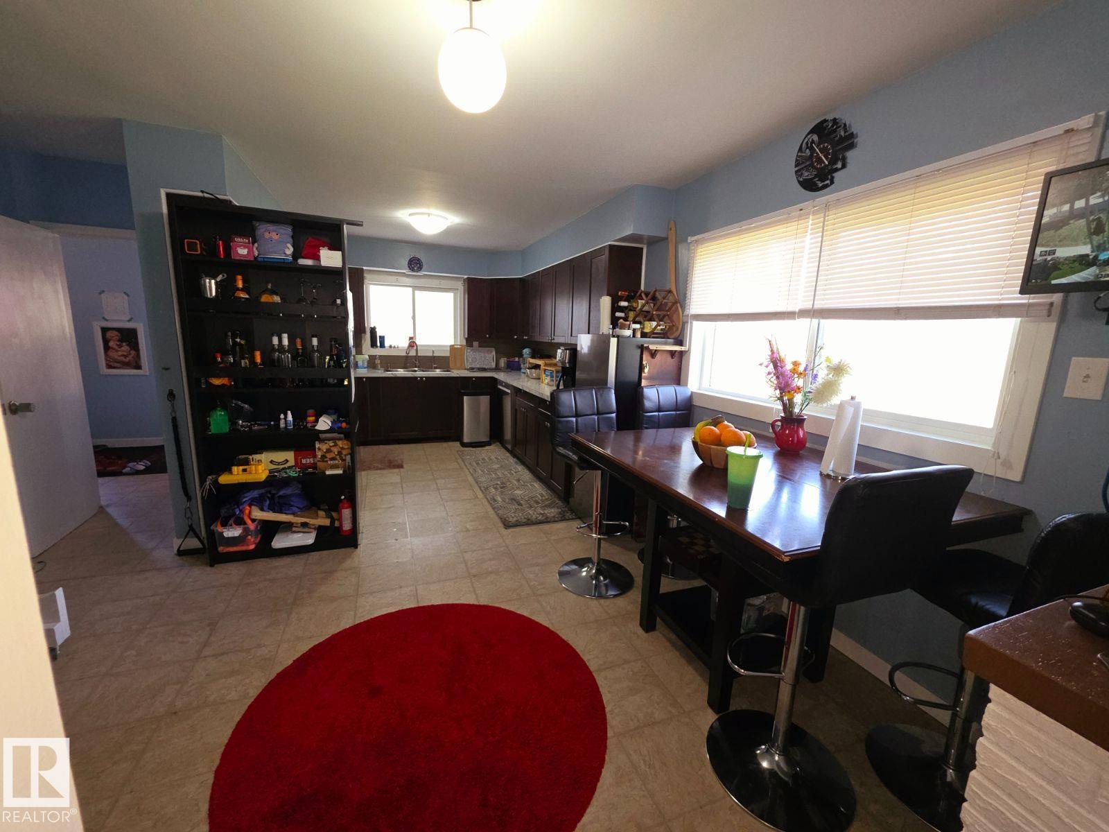 10404 116 AV NW - 18