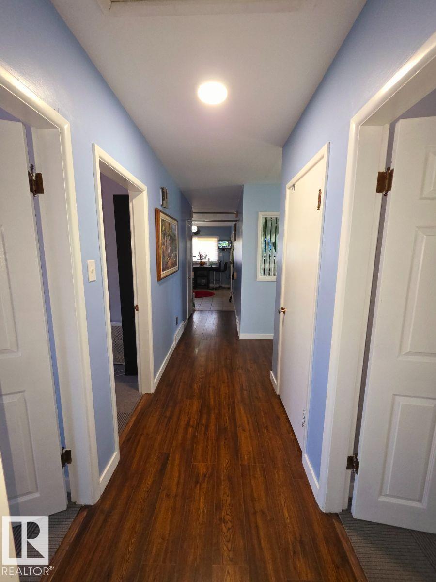 10404 116 AV NW - 21