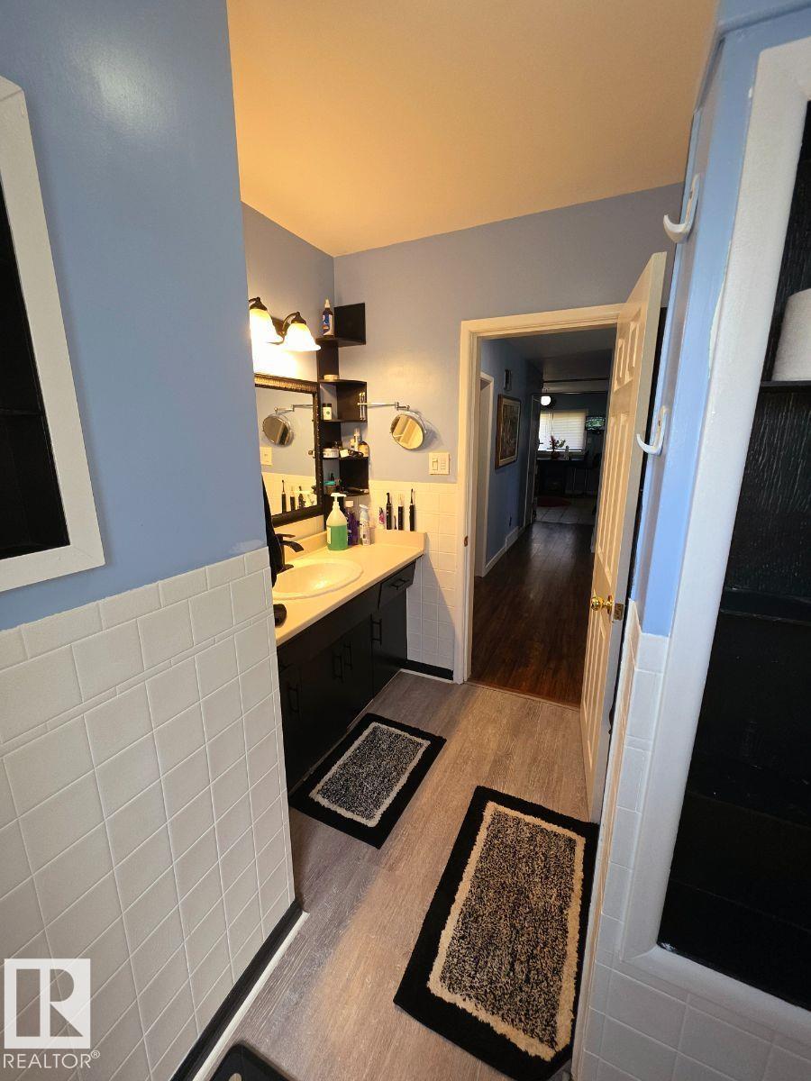 10404 116 AV NW - 30