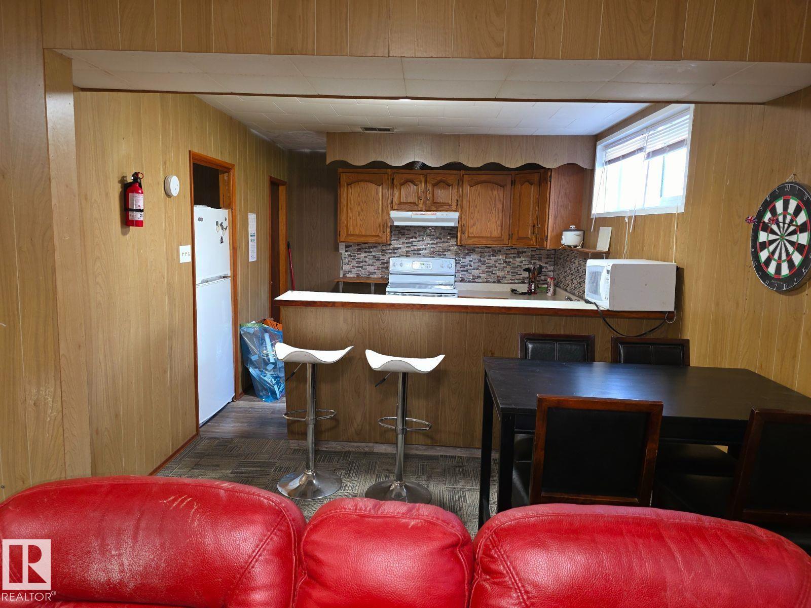 10404 116 AV NW - 34