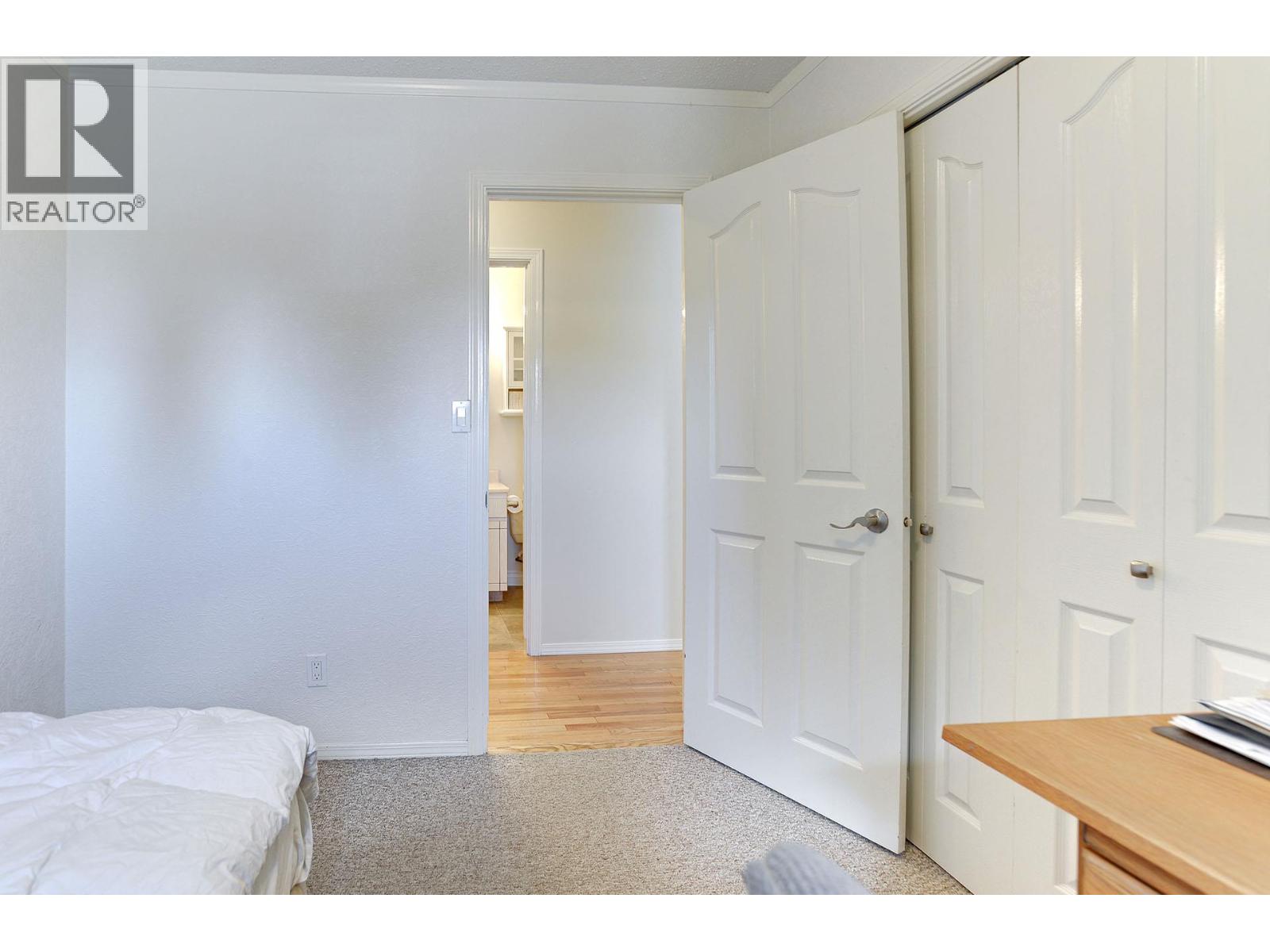 660 VALDES Drive - 18