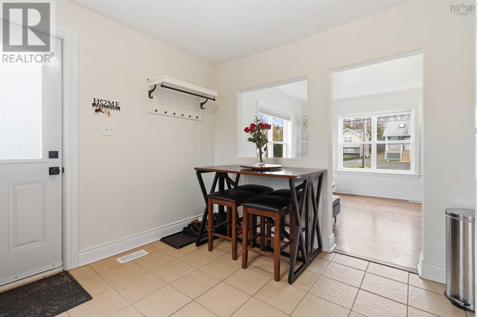 1691 St. Margaret's Bay Road - 13