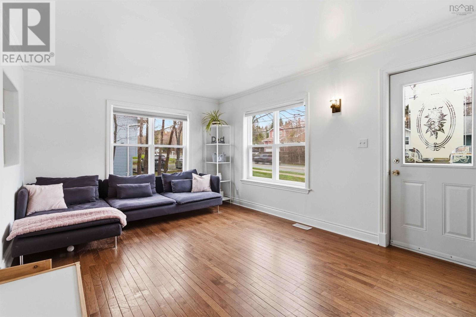 1691 St. Margaret's Bay Road - 5