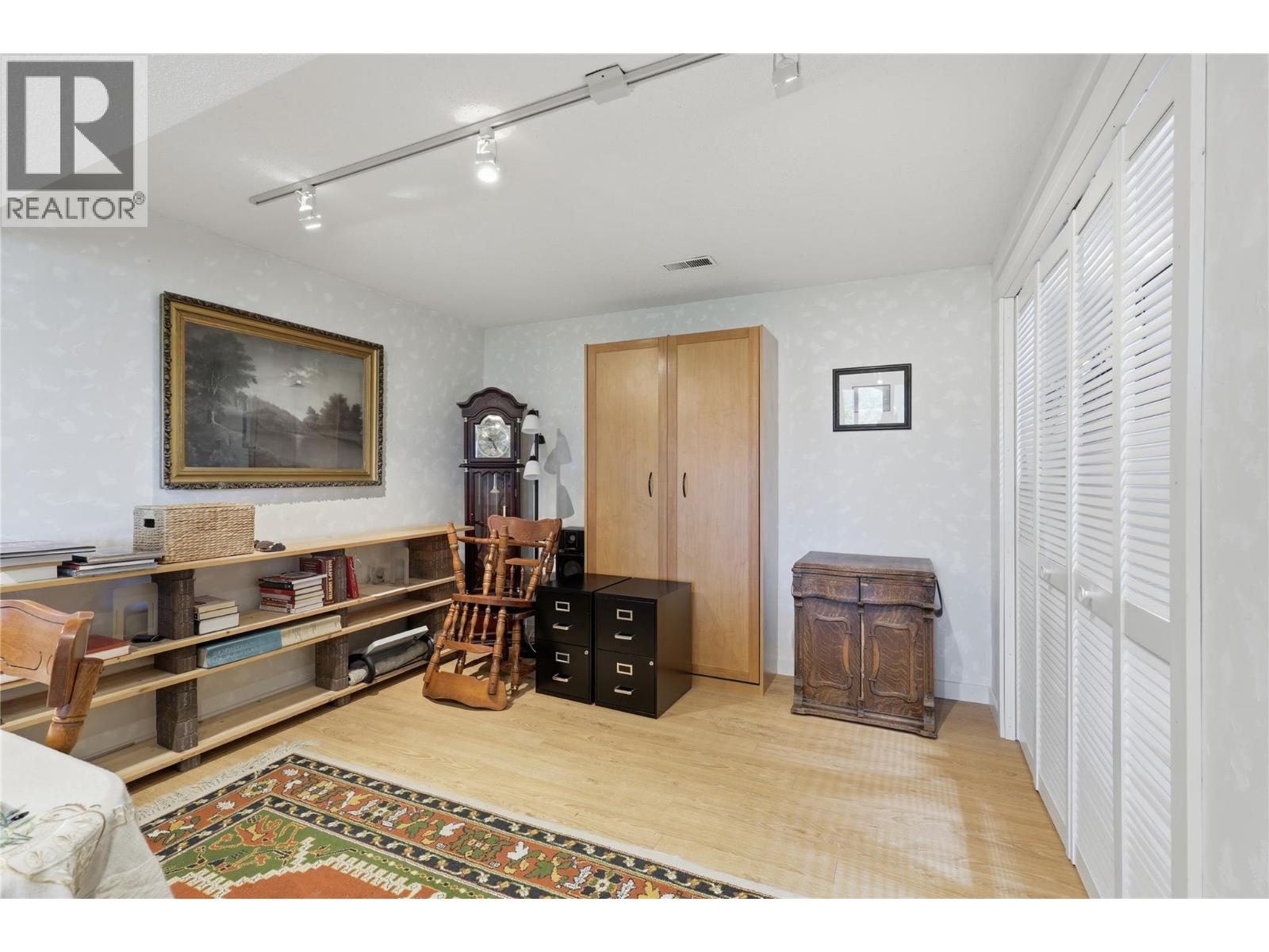 850 Norview Road - 36