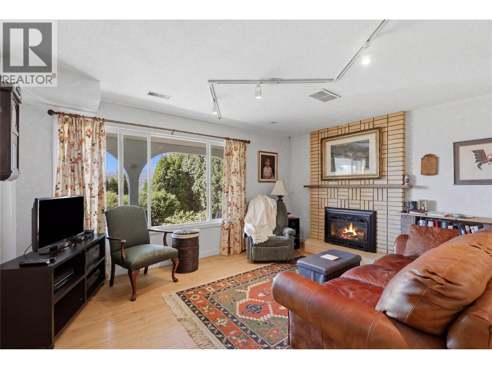850 Norview Road - 54