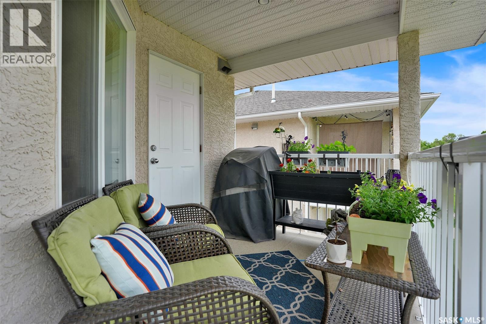 1043 Birchwood PLACE — photo 25
