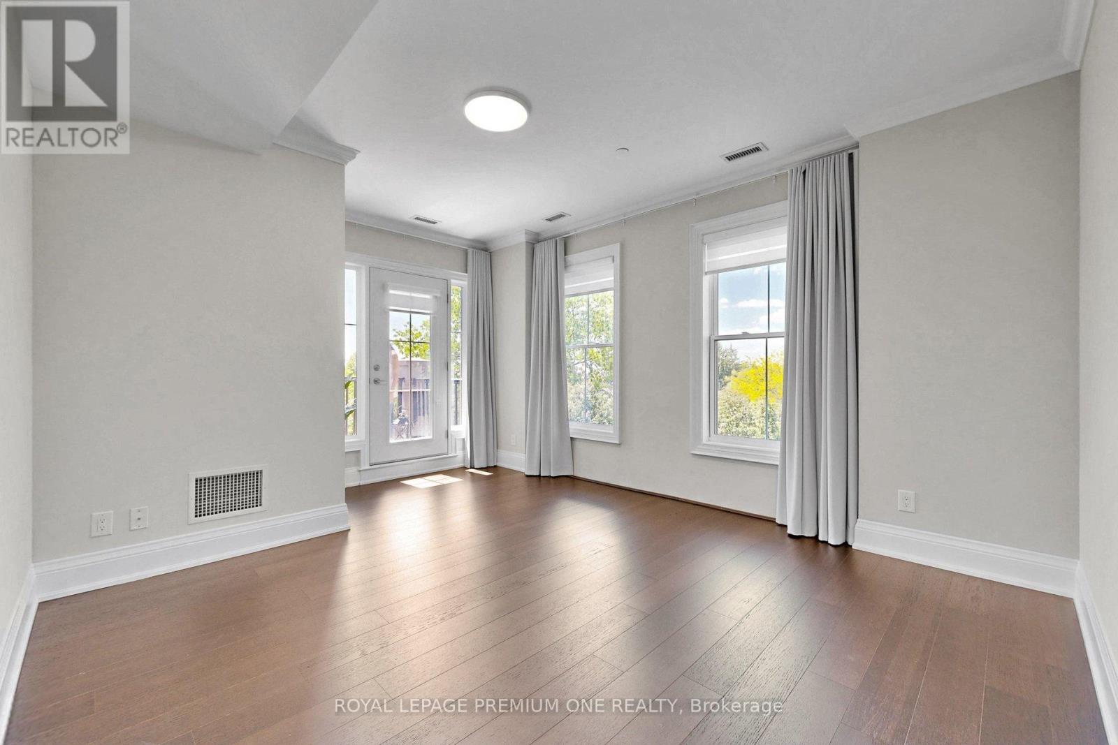 #303 10360 ISLINGTON AVENUE - 23