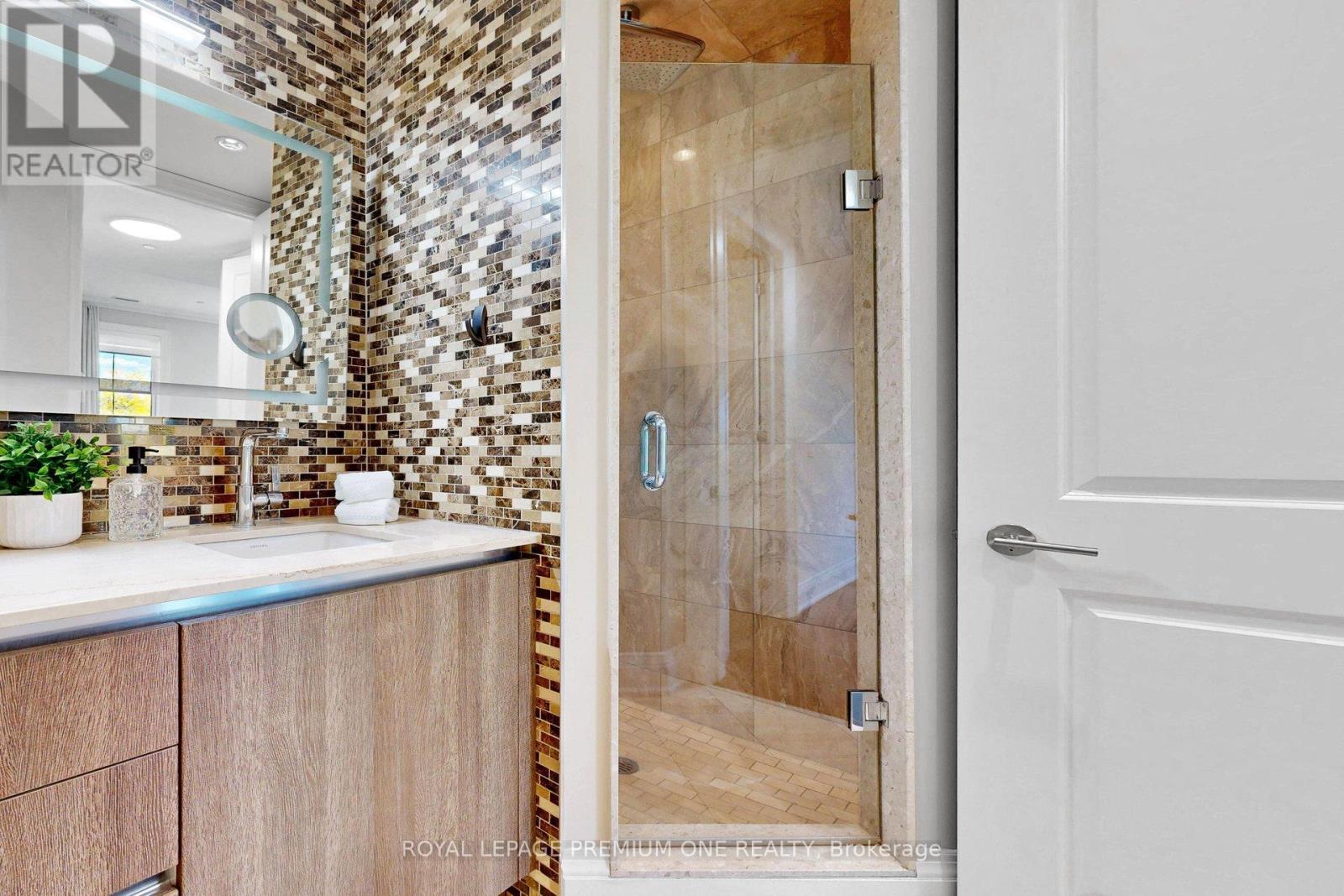 #303 10360 ISLINGTON AVENUE - 30