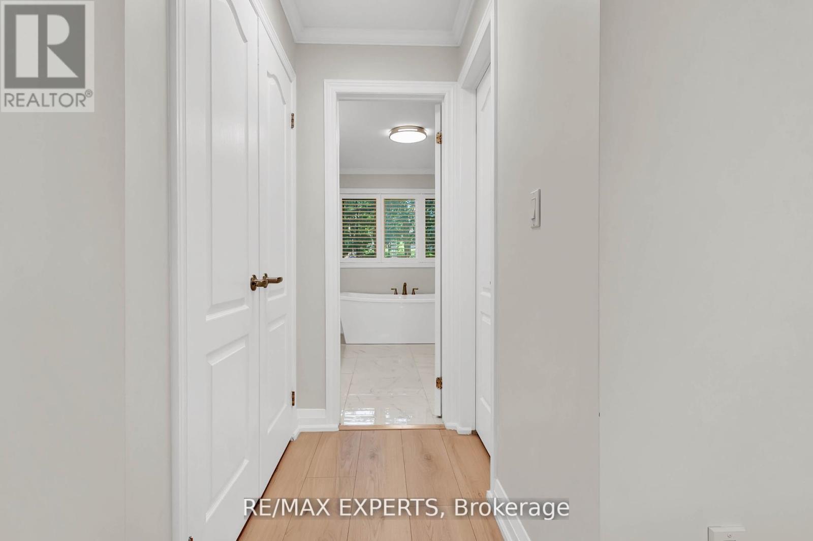14 ALANA DRIVE - 22