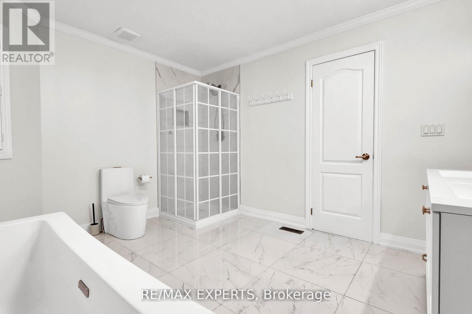 14 ALANA DRIVE - 24