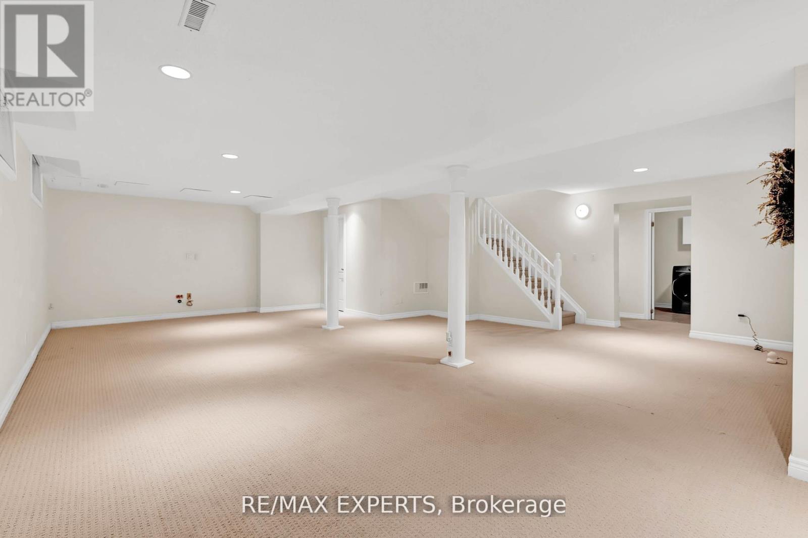 14 ALANA DRIVE - 31