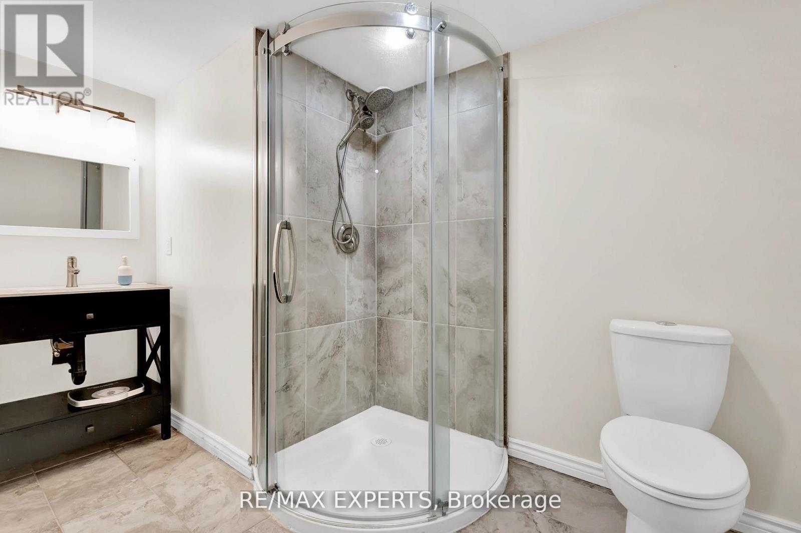 14 ALANA DRIVE - 34