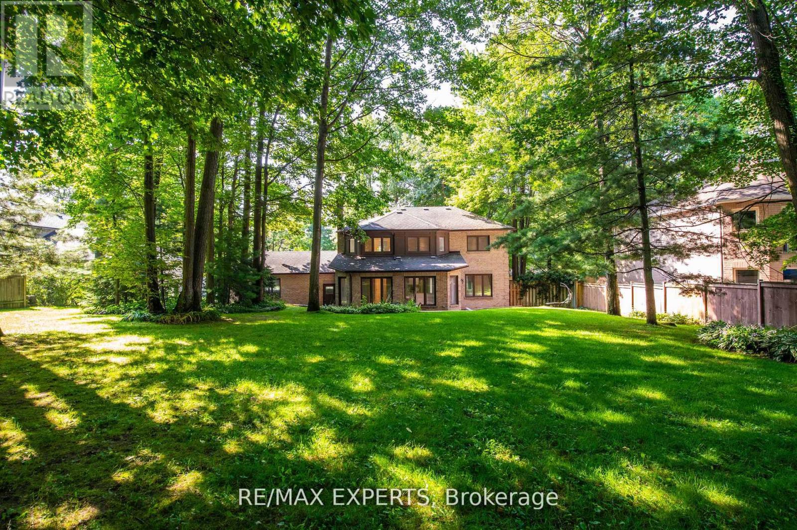 14 ALANA DRIVE - 39