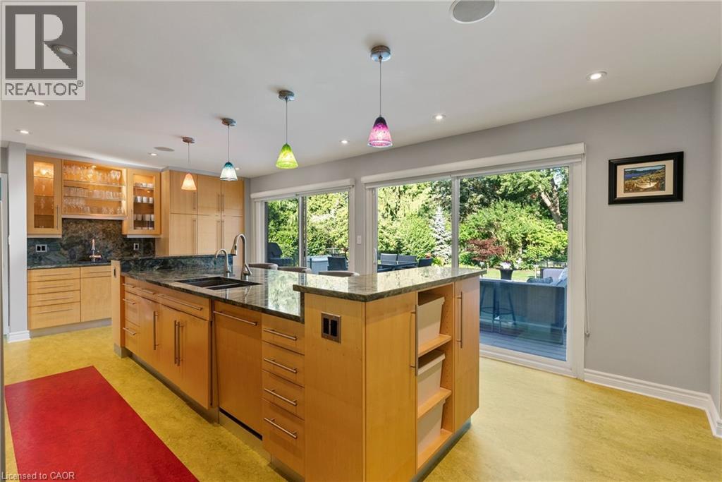 360 DORCHESTER Street - 14