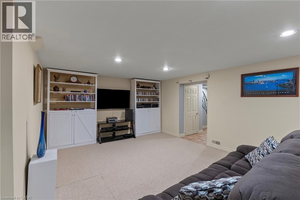 360 DORCHESTER Street - 28
