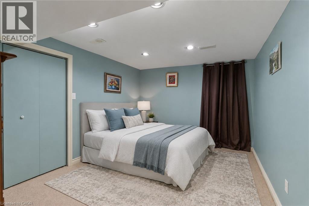 360 DORCHESTER Street - 32