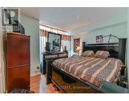 706 - 2470 Eglinton Avenue W, Toronto, ON M6M5E7 Photo 7